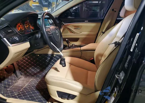 2013 BMW 528 Xi z USA, uszkodzony, nr VIN WBAXH5C52DDW16404